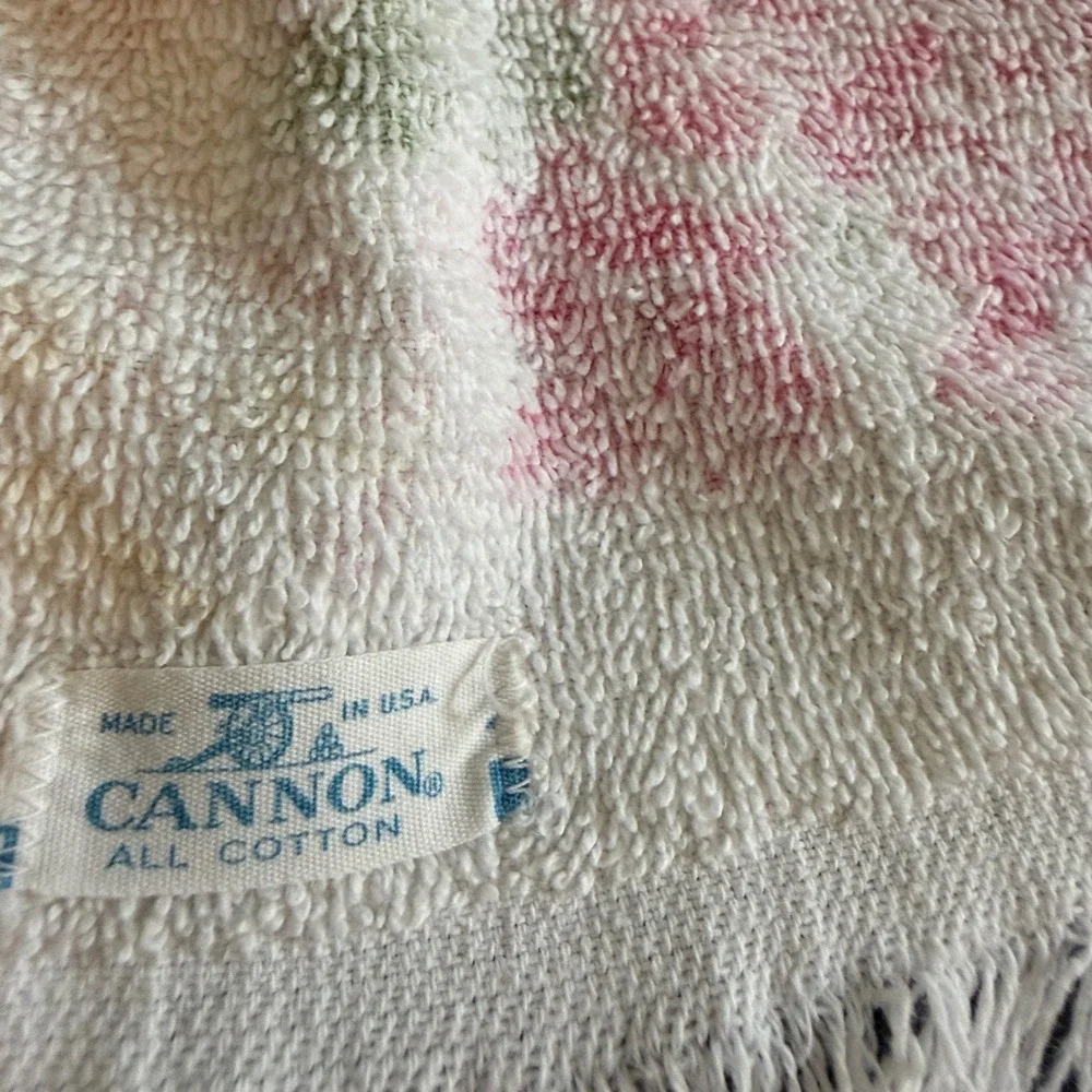 Vintage Cannon Floral‎ Hand Towel Set with Crochet Doilies Pink Orange White 4pc